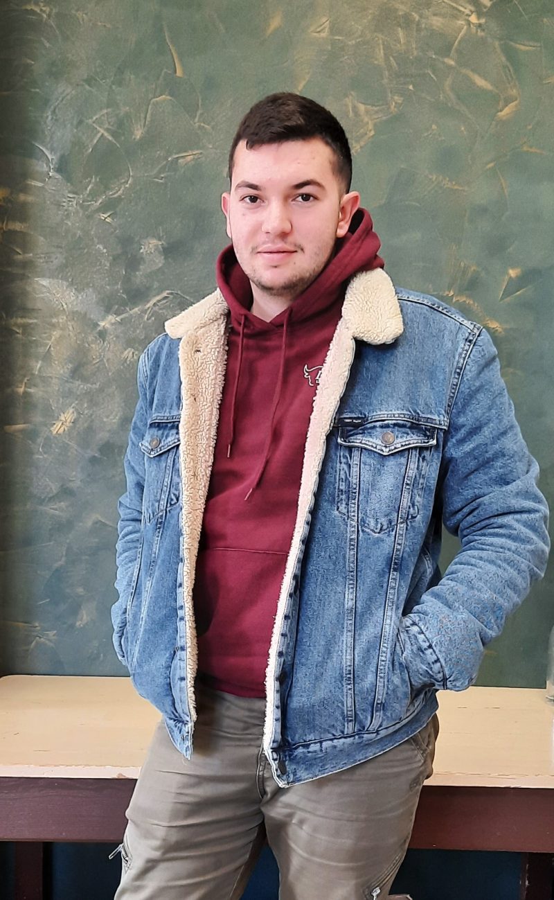Thibault, apprenti aux Loco